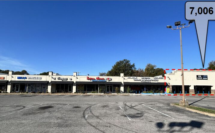 Pictures of Retail property located at 4271 Elvis Presley Blvd, Memphis, TN 38116 for lease - image #1
