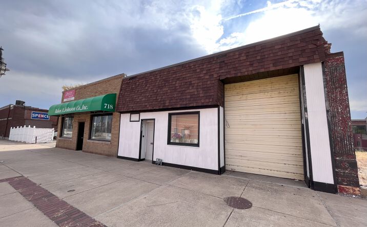 Pictures of Retail, Office, Industrial property located at 720 SW Adams St, Peoria, IL 61602 for lease - image #1
