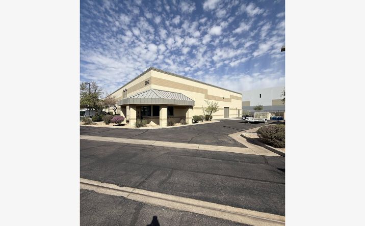 Pictures of Industrial property located at 23042 N 15th Ln, Phoenix, AZ 85027 for lease - image #1