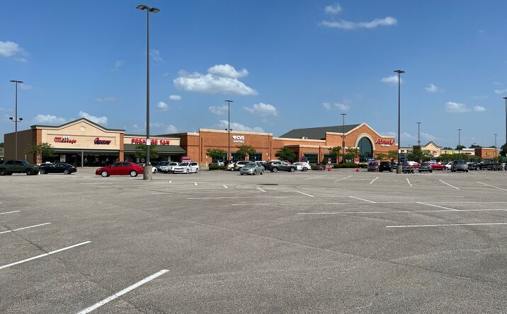 Pictures of Retail, Land, Special Purpose property located at 3501 N Green River Rd, Evansville, IN 47715 for lease - image #1