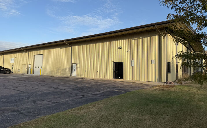 Pictures of Industrial property located at 709 N Kiwanis Ave, Sioux Falls, SD 57104 for lease - image #1