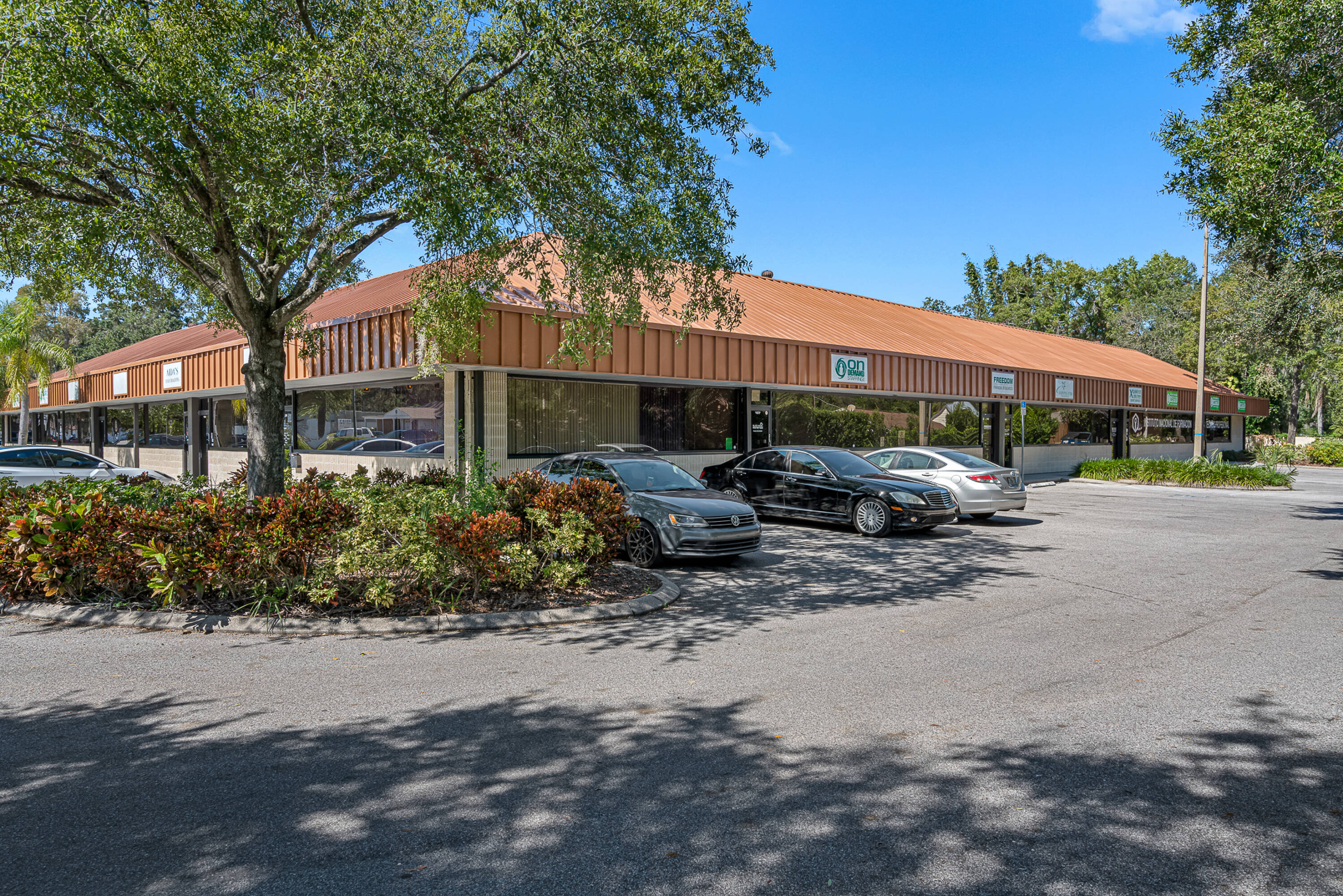 1419 W Waters Ave, Tampa, FL 33604 | Crexi.com