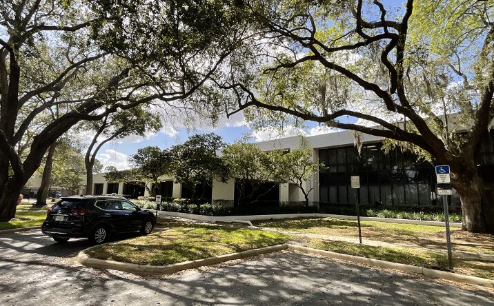 Pictures of Industrial property located at 2702 Directors Row, Orlando, FL 32809 for lease - image #1