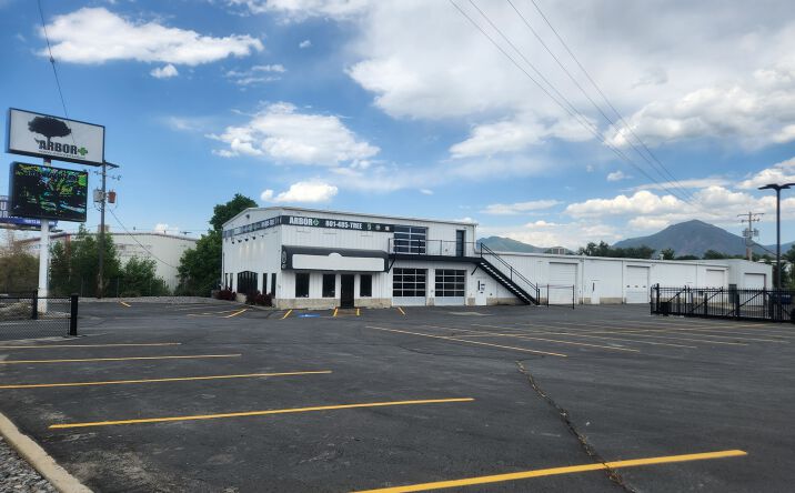 Pictures of Retail, Industrial property located at 4231 S State St, Millcreek, UT 84107 for lease - image #1