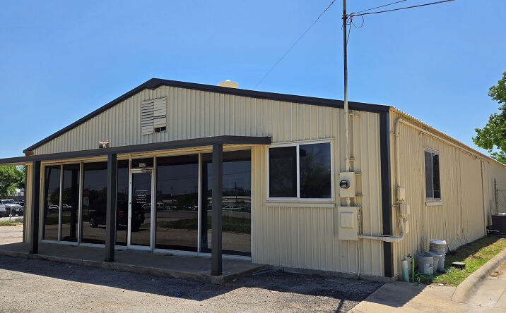 Pictures of Industrial property located at 4417 Burleson Rd, Austin, TX 78744 for lease - image #1