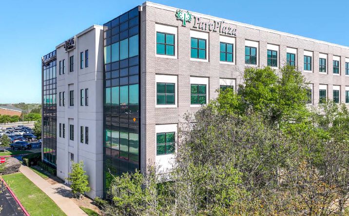 Pictures of Office property located at 1305 Airport Fwy, Bedford, TX 76021 for lease - image #1