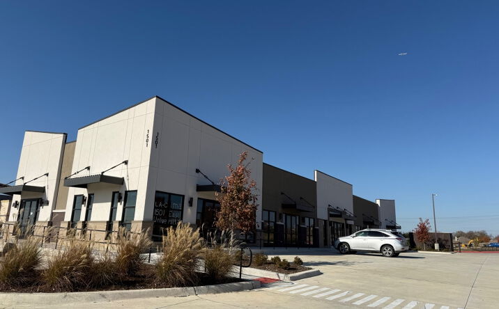 Pictures of Retail, Restaurant property located at 1501 E University Dr, Prosper, TX 75078 for lease - image #1