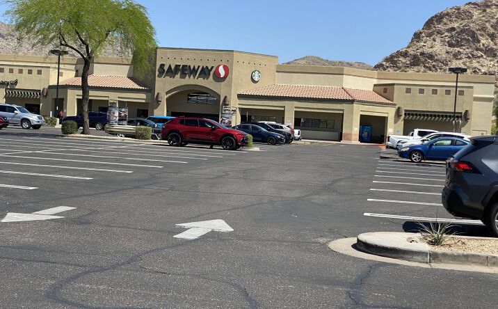 Pictures of Retail property located at 1334 E Chandler Blvd, Phoenix, AZ 85048 for lease - image #1