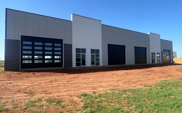 Pictures of Retail, Industrial, Special Purpose property located at 11725 N Morgan Rd, Yukon, OK 73099 for lease - image #1