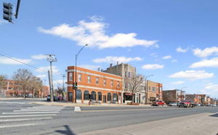 Pictures of Retail property located at 2514 S Blue Island Avenue, Chicago, IL 60608 for lease - image #1