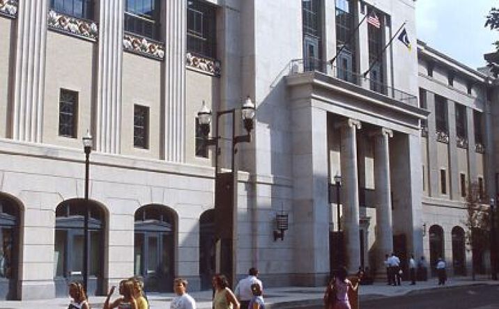 Pictures of Retail, Office property located at 605 Church St, Nashville, TN 37219 for lease - image #1