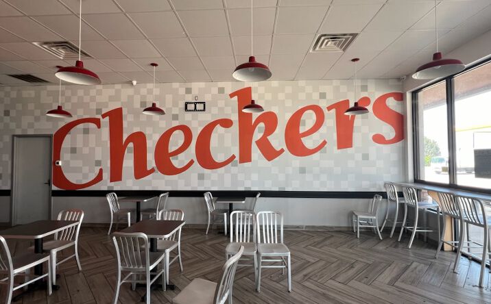 Pictures of Restaurant property located at 210 US-90, Devers, TX 77538 for lease - image #1