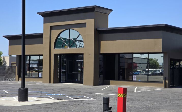 Pictures of Retail, Office, Special Purpose property located at 1755 E Yosemite Ave, Manteca, CA 95336 for lease - image #1