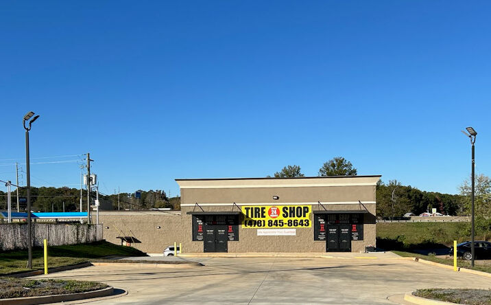 Pictures of Retail, Office property located at Tradewinds Dr, Forsyth, GA 31029 for lease - image #1