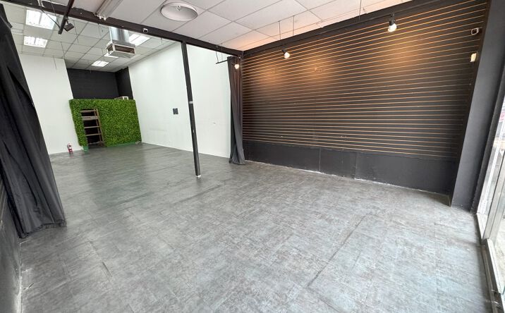 Pictures of Retail property located at 1100-1106 S Los Angeles St, Los Angeles, CA 90021 for lease - image #1