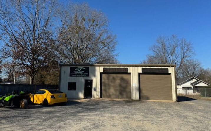 Pictures of Office, Industrial, Special Purpose property located at 7000 W 7th St, Texarkana, TX 75501 for lease - image #1