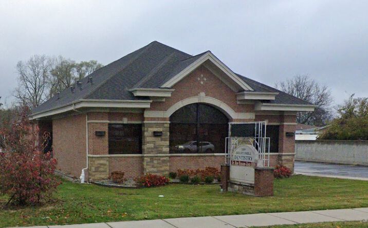 Pictures of Office property located at 2609 Metro Parkway, Sterling Heights, MI 48310 for lease - image #1