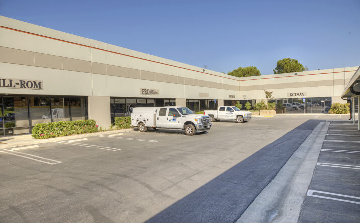 Pictures of Office, Industrial property located at 3701 Pegasus Dr, Bakersfield, CA 93308 for lease - image #1