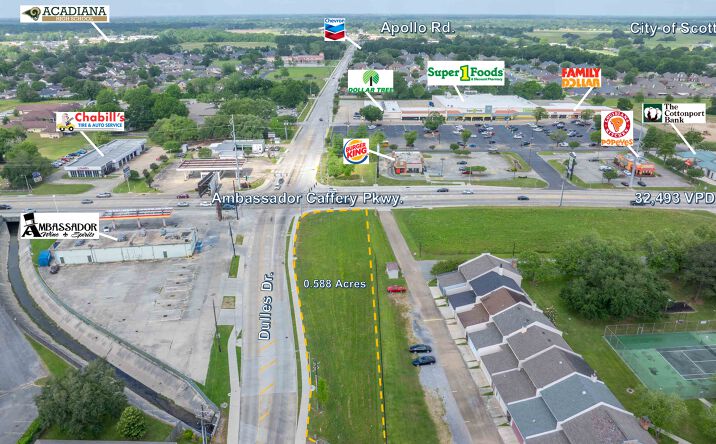 Pictures of Retail, Land, Restaurant property located at 2291 Ambassador Caffery Pkwy, Lafayette, LA 70506 for lease - image #1