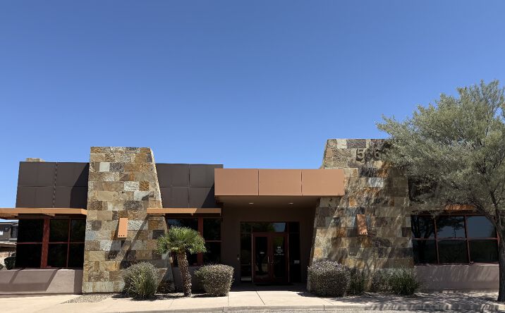 Pictures of Office property located at 5662 N Professional Park Dr, Tucson, AZ 85704 for lease - image #1