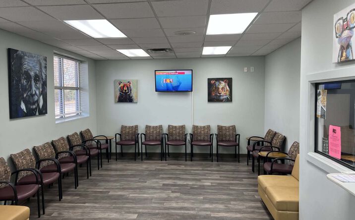 Pictures of Office property located at 1001 Leighton Ave, Anniston, AL 36207 for lease - image #1