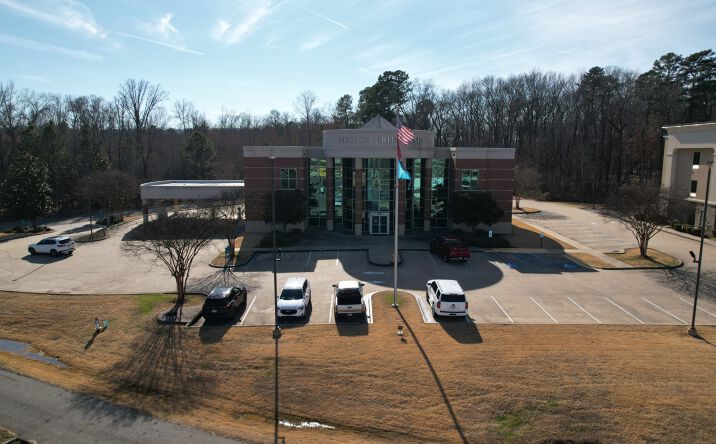 Pictures of Office property located at 12005 Crystal Hill Rd, Maumelle, AR 72113 for lease - image #1