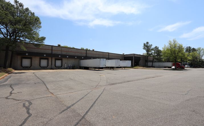 Pictures of Industrial property located at 4444 S Mendenhall Rd, Memphis, TN 38141 for lease - image #1