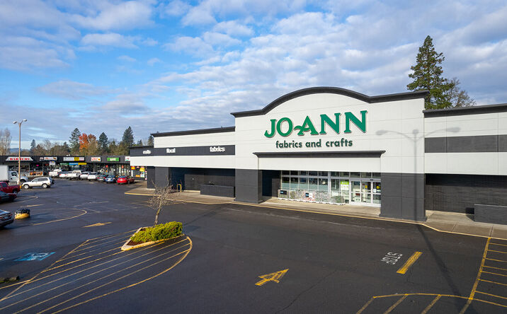 Pictures of Retail property located at 11945 SW Pacific Hwy, Tigard, OR 97223 for lease - image #1