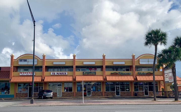 Pictures of Land property located at 76 E Merritt Island Causeway #204, Merritt Island, FL 32953 for lease - image #1