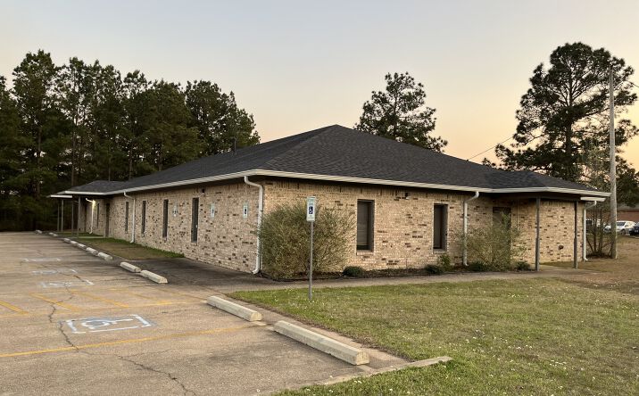 Pictures of Office property located at 2124 Alpine Rd, Longview, TX 75601 for lease - image #1