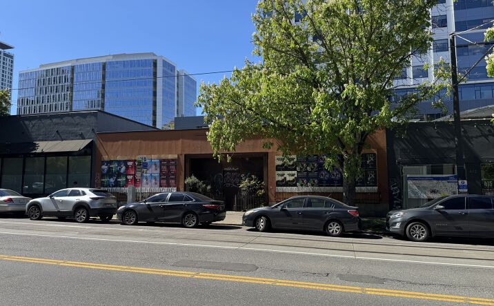 Pictures of Retail property located at 411 Westlake Ave N, Seattle, WA 98109 for lease - image #1
