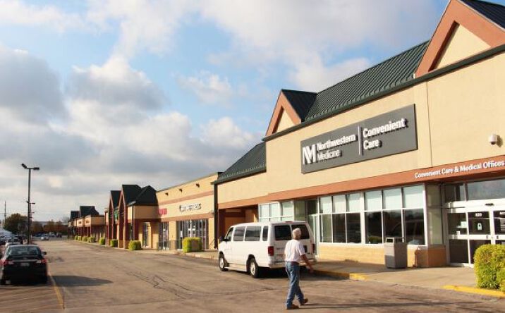 Pictures of Retail property located at 810 Illinois Rte 59, Bartlett, IL 60103 for lease - image #1