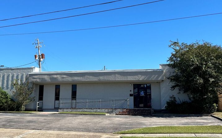 Pictures of Office property located at 11 Midtown Park E, Mobile, AL 36606 for lease - image #1