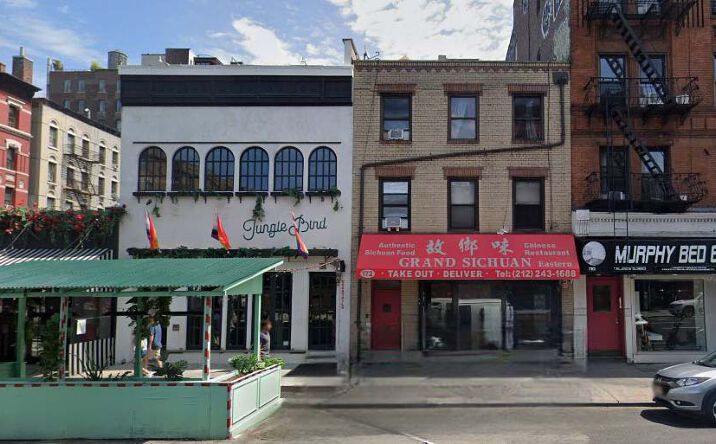 Pictures of Retail property located at 172 8th Avenue, New York, NY 10011 for lease - image #1