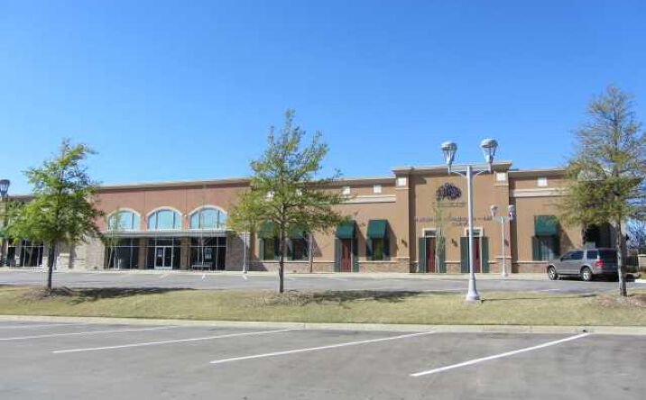 Pictures of Retail, Office property located at 2608 S Shackleford Rd, Little Rock, AR 72205 for lease - image #1