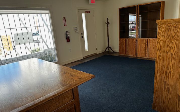 Pictures of Office property located at 811 S 6th St, Las Vegas, NV 89101 for lease - image #1