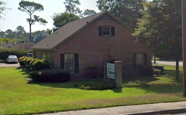 Pictures of Office property located at 1100 S 28th Ave, Hattiesburg, MS 39402 for lease - image #1