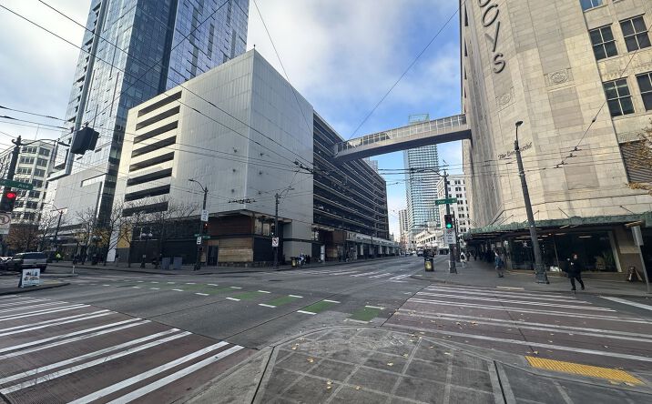 Pictures of Retail property located at 290 Pine St, Seattle, WA 98101 for lease - image #1