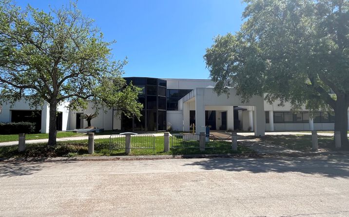 Pictures of Office, Industrial, Land property located at 4301 Poche Ct W, New Orleans, LA 70129 for lease - image #1