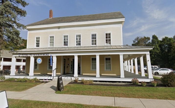 Pictures of Office property located at 5247 Shelburne Rd, Shelburne, VT 05482 for lease - image #1