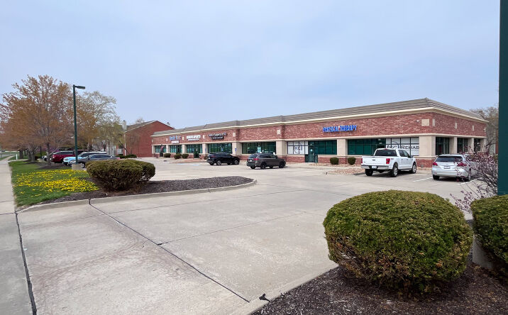Pictures of Retail property located at 7605 NW Roanridge Rd., Kansas City, MO 64151 for lease - image #1