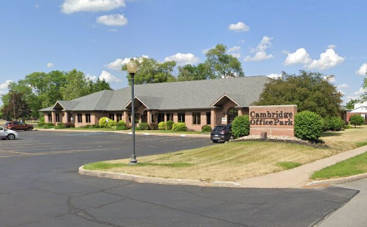 Pictures of Office property located at 230 W Catalpa Dr, Mishawaka, IN 46545 for lease - image #1