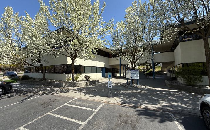 Pictures of Office property located at 1403 S Grand Blvd, Spokane, WA 99203 for lease - image #1