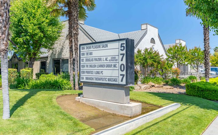 Pictures of Retail, Office property located at 5707 N Palm Ave, Fresno, CA 93711 for lease - image #1