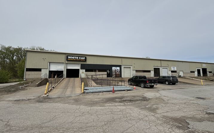 Pictures of Industrial property located at 937 E 53rd St, Davenport, IA 52807 for lease - image #1