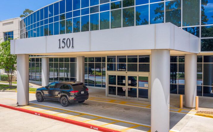 Pictures of Office property located at 1501 River Pointe Dr, Conroe, TX 77304 for lease - image #1