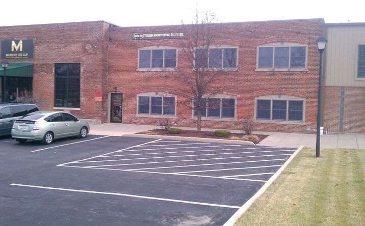 Pictures of Office property located at 2020 E Washington Blvd, Fort Wayne, IN 46803 for lease - image #1
