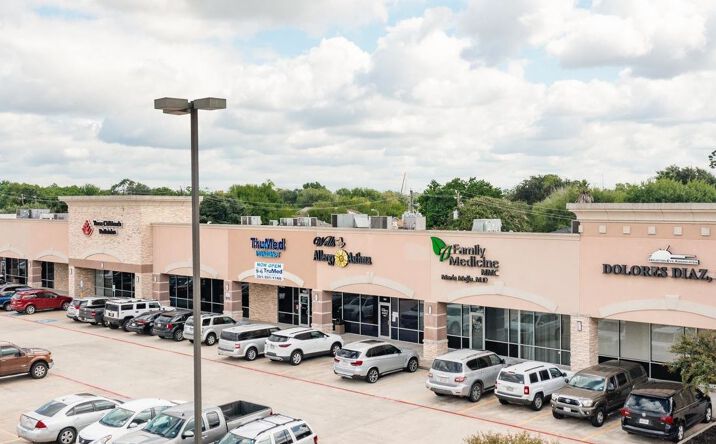 Pictures of Office property located at 5614 East Sam Houston Pkwy N, Houston, TX 77015 for lease - image #1