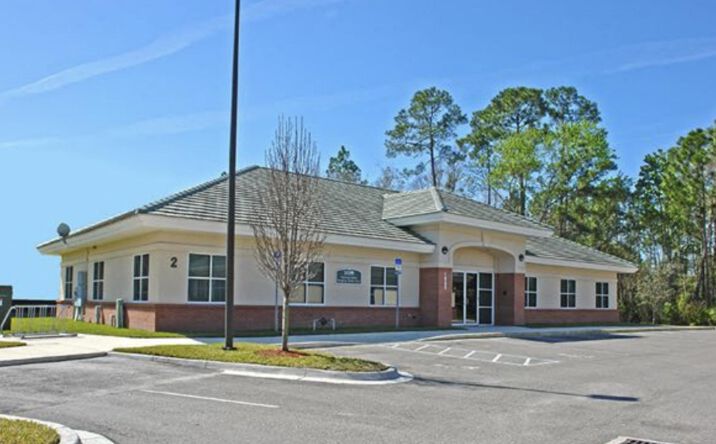 Pictures of Office property located at 1675-1689 Eagle Harbor Parkway, Fleming Island, FL 32003 for lease - image #1