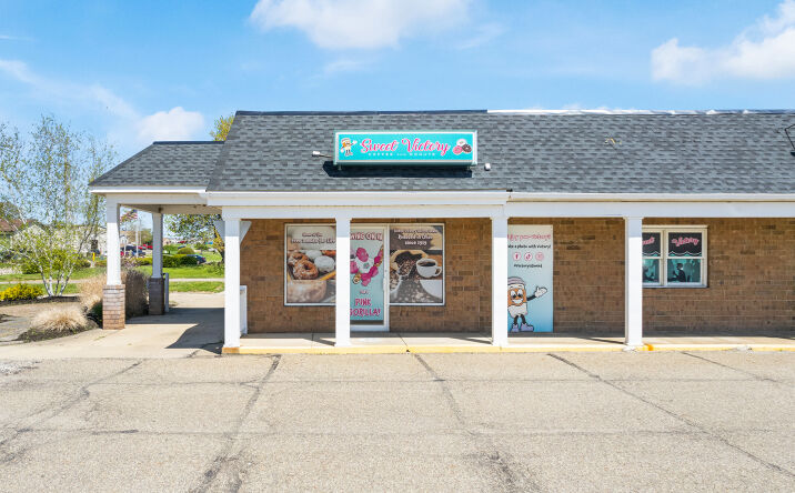Pictures of Retail, Office property located at 2378 Locust St, Canal Fulton, OH 44614 for lease - image #1